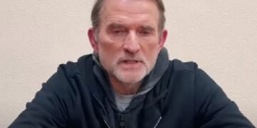 Медведчук та інші подібні персонажі – це політичні мерці, армія політичних зомбі у служінні кривавому путінському режиму, – політолог 