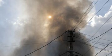 У Києві та Запоріжжі вранці пролунали вибухи