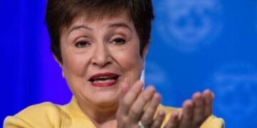 Глобальную экономику ждет тяжелый год – директор МВФ