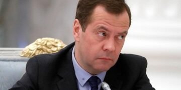 Перейменував Львів, обізвав президентів та погрожував: Медведєв влаштував істерику через танки для ЗСУ