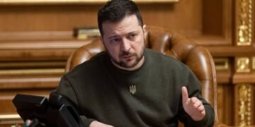 “Ожидаем от ЕС энергосберегающие лампы, генераторы и модульные дома”: Зеленский о деталях разговора с Урсулой фон дер Ляен