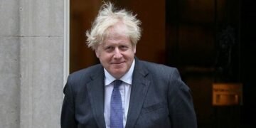 Британские СМИ: Борис Джонсон хочет снова посетить Киев