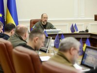 Шмыгаль: около 1 трлн грн Украина получила от международных партнеров в 2022г