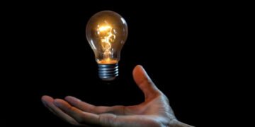 Гендиректор YASNO рассказал о ситуации со светом в Киеве