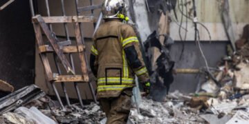 Количество погибших в Днепре возросло до 35, среди них – двое детей