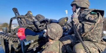 Южная Корея заявила об обсуждении с США ядерных учений на фоне обострения напряженности с КНДР