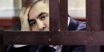 Подоляк официально предложил Грузии передать на лечение в Украину Саакашвили