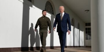 Зеленский встретится с Байденом в Белом доме в надежде на дальнейшую поддержку Украины