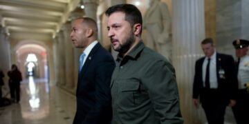 Зеленский в Вашингтоне: встреча с законодателями, переговоры с Байденом и визит в Пентагон
