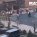 В российской махачкале около 50 подростков устроили массовую драку возле школы