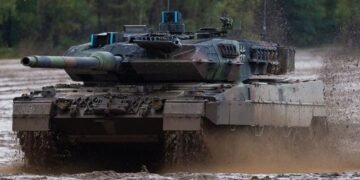 В ход пошла тяжелая бронетехника: аналитики подтверждают – ВСУ прорвали “линию Суровикина”