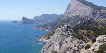 Пока еще не поздно: украинцев призывают выезжать из Крыма