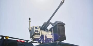 Може збивати вертольоти та “Шахеди”: Україна отримає антидронові системи Slinger