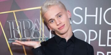 Російського тіктокера Даню Мілохіна, який співав гімн України, хочуть відправити на війну