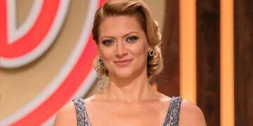 Колишня суддя “МастерШеф” Тетяна Літвінова розповіла, що пережила три пластичні операції та показала оновлені груди