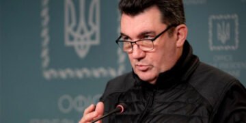 Второе высшее образование для мужчин призывного возраста: целесообразность будет определять Минобразования – Данилов