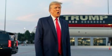 Суд над Трампом будет транслироваться в прямом эфире на Youtube – решение суда