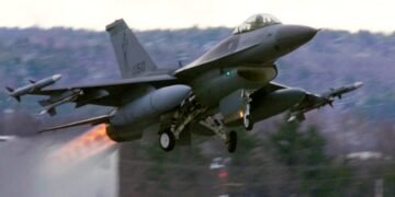 Эксперты: нас ждут новые открытия в области авиационной стратегии и тактики