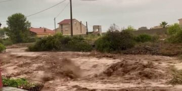 Количество жертв из-за наводнения в Испании возросло до трех, еще три человека считаются пропавшими без вести