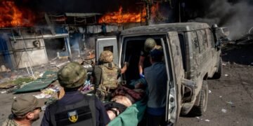 Зеленский об ударе РФ по Константиновке: это российское зло должно быть побеждено как можно скорее