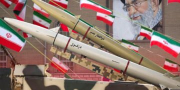 Експерт пояснив, що з себе представляють іранські ракети та причому тут СРСР