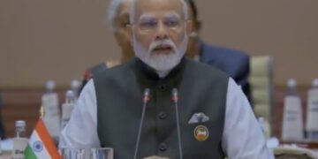 Премьер Индии использовал на G20 табличку с надписью “Бхарат”