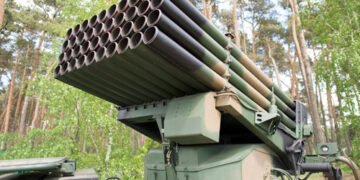 Літаки, “Сонцепьоки”, артсистеми: Жданов відповів, чи виробляє РФ нову зброю