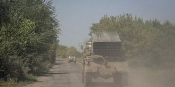 Украина объявила о прорыве первой линии обороны войск РФ в Запорожской области