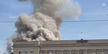 В Херсоне раздаются взрывы