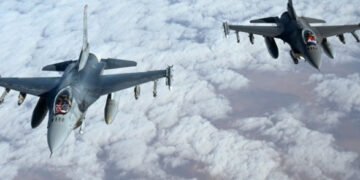 Украина рассчитывает использовать F-16 в бою уже этой зимой – WSJ