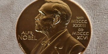 Перемога гуманізму: Нобелівський фонд скасував запрошення для послів РФ та Білорусі на вручення премії