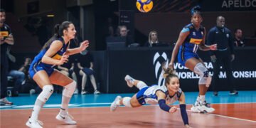 У Бразилії студенти влаштували групову мастурбацію під час жіночого волейболу: їх виключили з університету. ВІДЕО