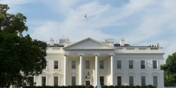 Reuters: Белый дом на следующей неделе объявит о новом пакете военной помощи Украине