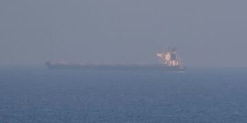 Украина приостановила экспорт зерна по гуманитарному коридору из-за угрозы российских мин
