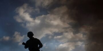 Россия атаковала Украину ракетами и беспилотниками