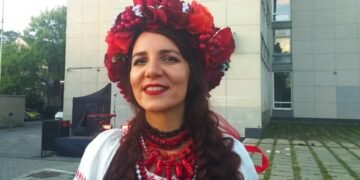 Символ несгибаемости Украины на берегу Нериса