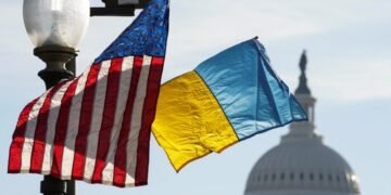 После принятия временного бюджета в Конгрессе продолжают обсуждать выделение помощи Украине