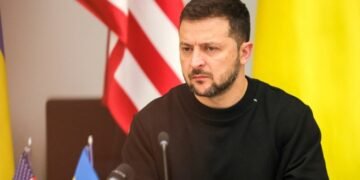 Зеленский: Украина нанесет ответный удар, если Россия будет бомбить зимой объекты энергетики