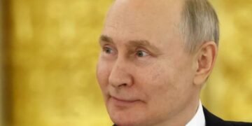 С Путиным снова случился конфуз: соцсети показали, как покраснел глава Кремля. ВИДЕО