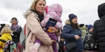 Швейцария предлагает финансовую помощь украинским беженцам за добровольное возвращение на родину