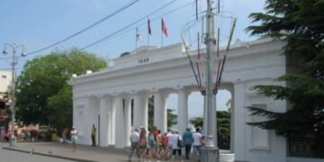 Забыли и закрыли: паника в Севастополе во время воздушной тревоги дала комедийный результат. ВИДЕО