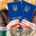 Как заменить загранпаспорт за пределами Украины: подробности