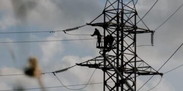 В Украине разбушевалась непогода, люди остались без света