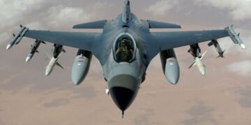 “Це вражає”: український льотчик розповів про навчання на F-16 і вказав на його переваги порівняно з МіГ-29
