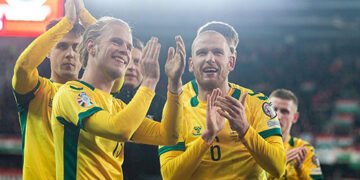 УЄФА оштрафував Литву за антипутінські кричалки вболівальників: потужна відповідь лідера збірної