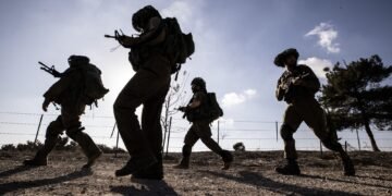 США вплинули на план наземної операції Ізраїлю у Секторі Газа, – Bloomberg