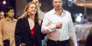 Маск погрожував кіногіганту, який хотів звільнити його колишню Ембер Херд з “Аквамена”, – Variety