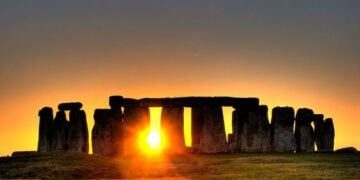 Є зовсім не тим, чим здається: вчені дослідили один із каменів Стоунхенджу і дійшли вражаючих висновків