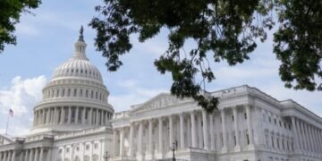 Блинкен и Остин просят Конгресс выделить $106 млрд на помощь Украине и Израилю