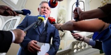 Фицо собрал коалицию и, очевидно, будет премьером Словакии